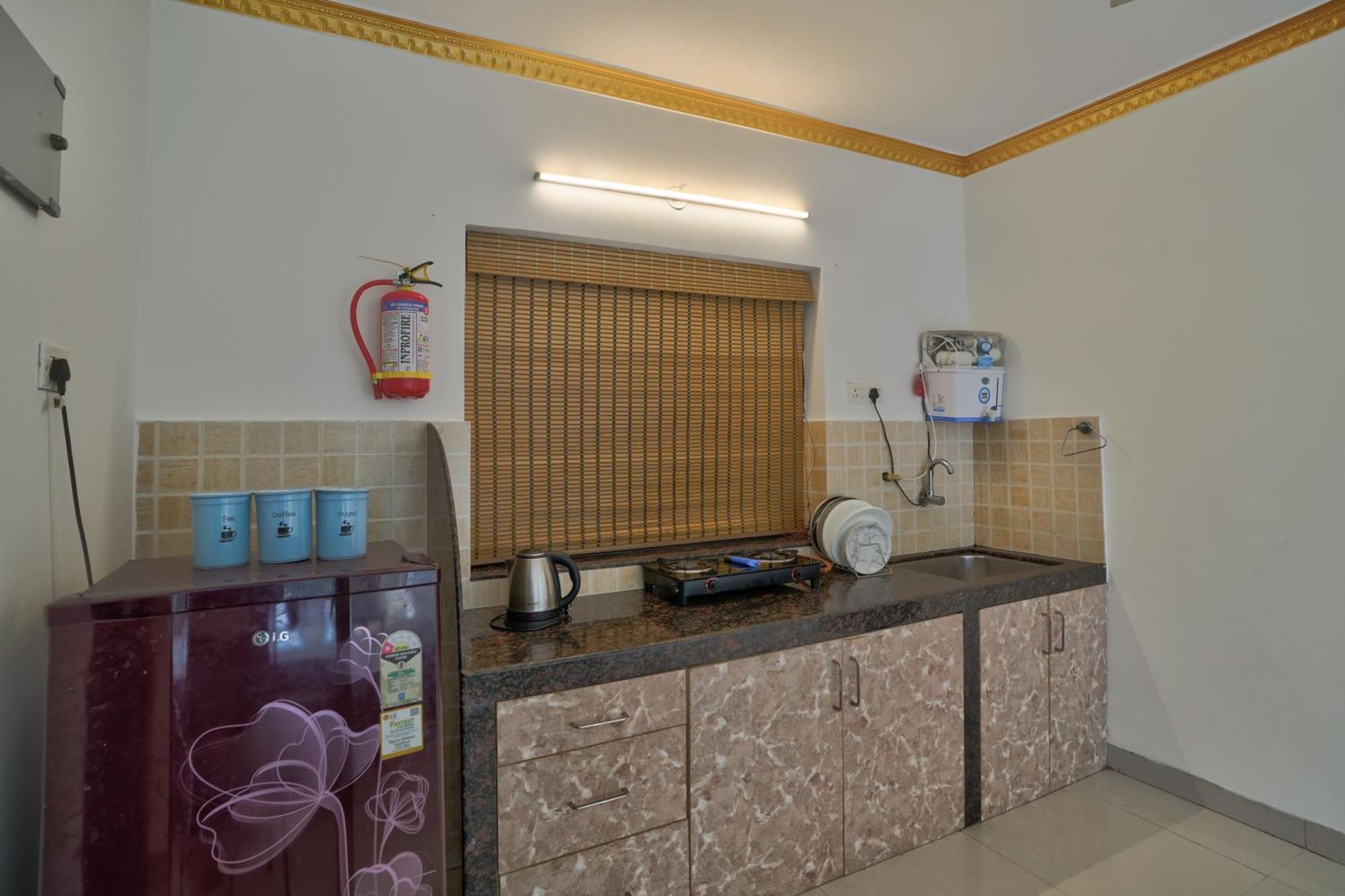 Amazing Pool View Candolim Goa 2Bhk Apartment Εξωτερικό φωτογραφία