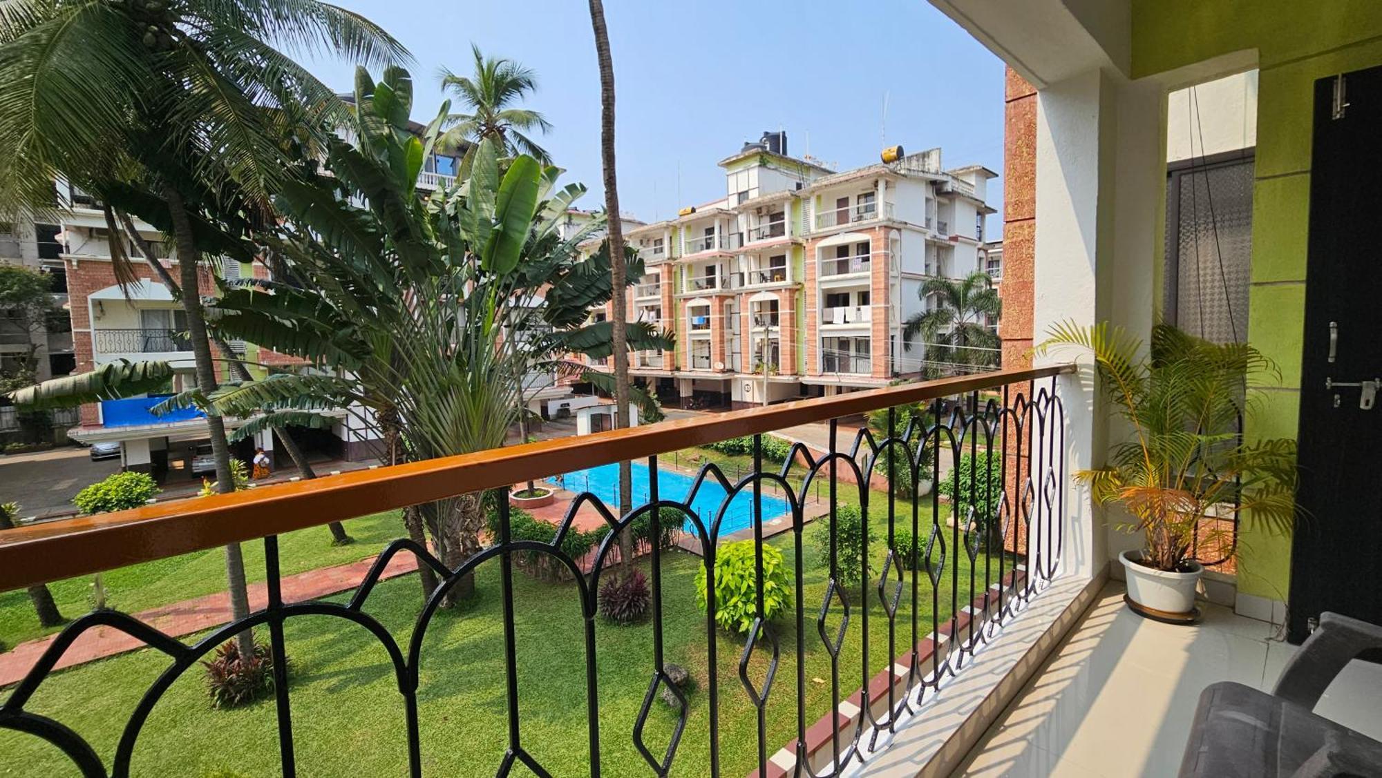 Amazing Pool View Candolim Goa 2Bhk Apartment Εξωτερικό φωτογραφία